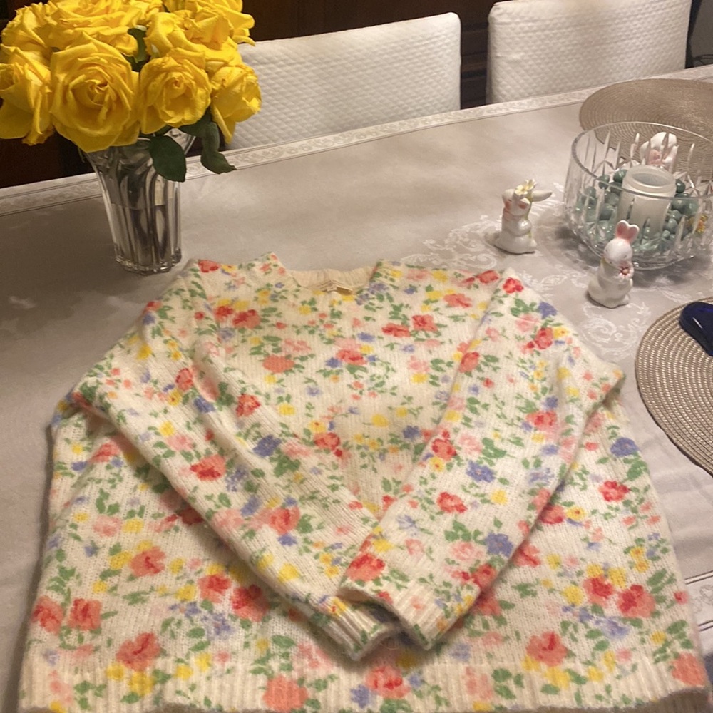 Beautiful Sezane sweater! Lightweight enough for Spring!